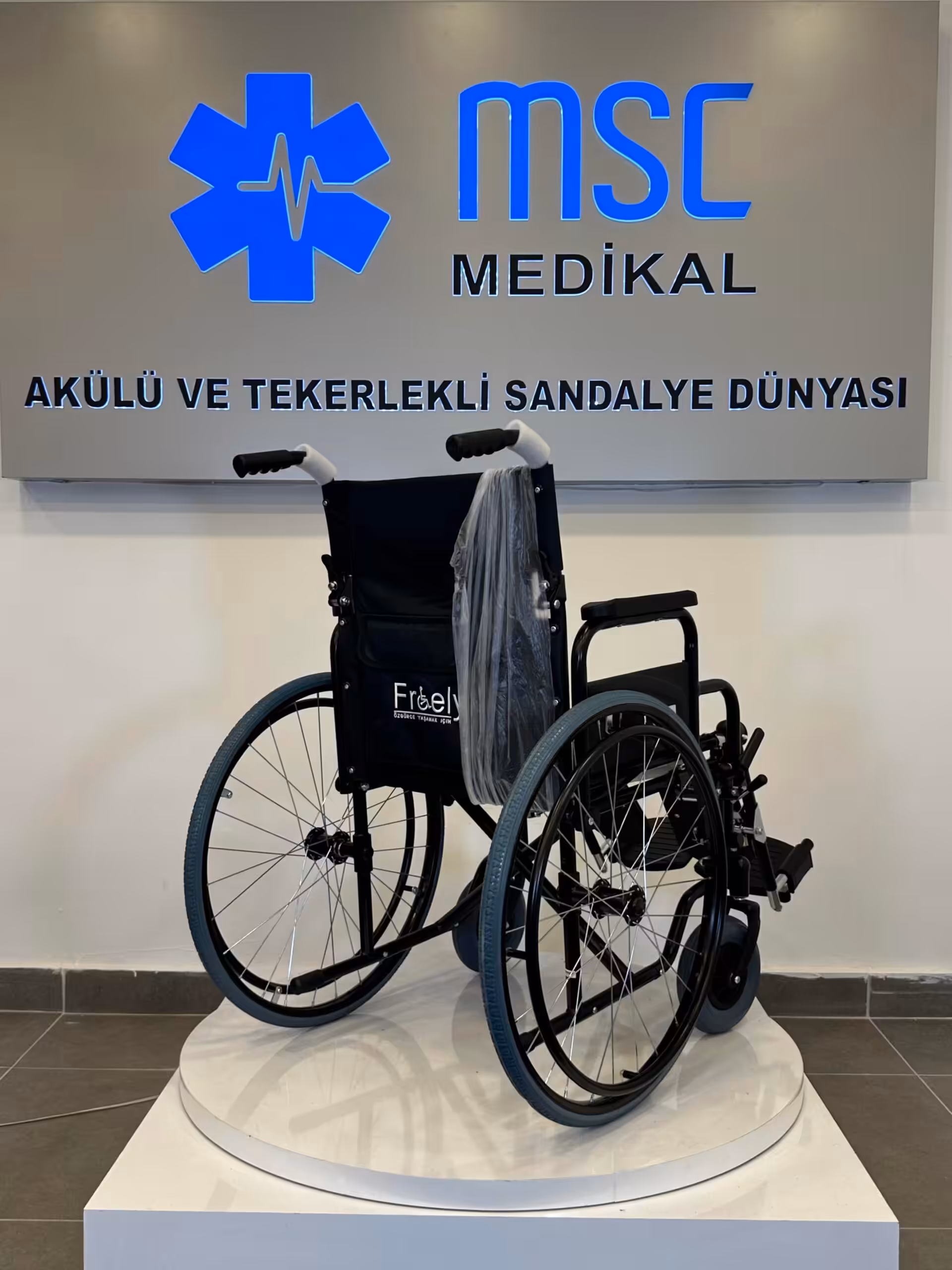 Freely As903 Manuel Özellikli Tekerlekli Sandalye