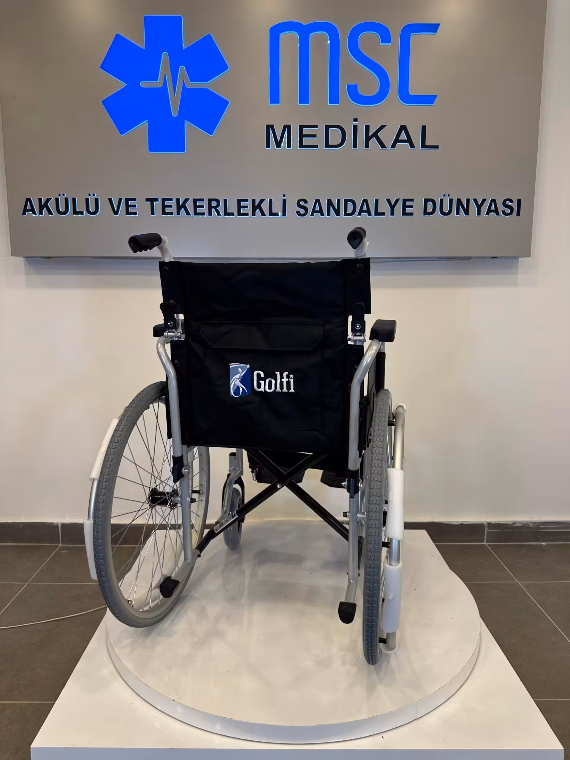 Golfi G130 Standart Manuel Tekerlekli Sandalye