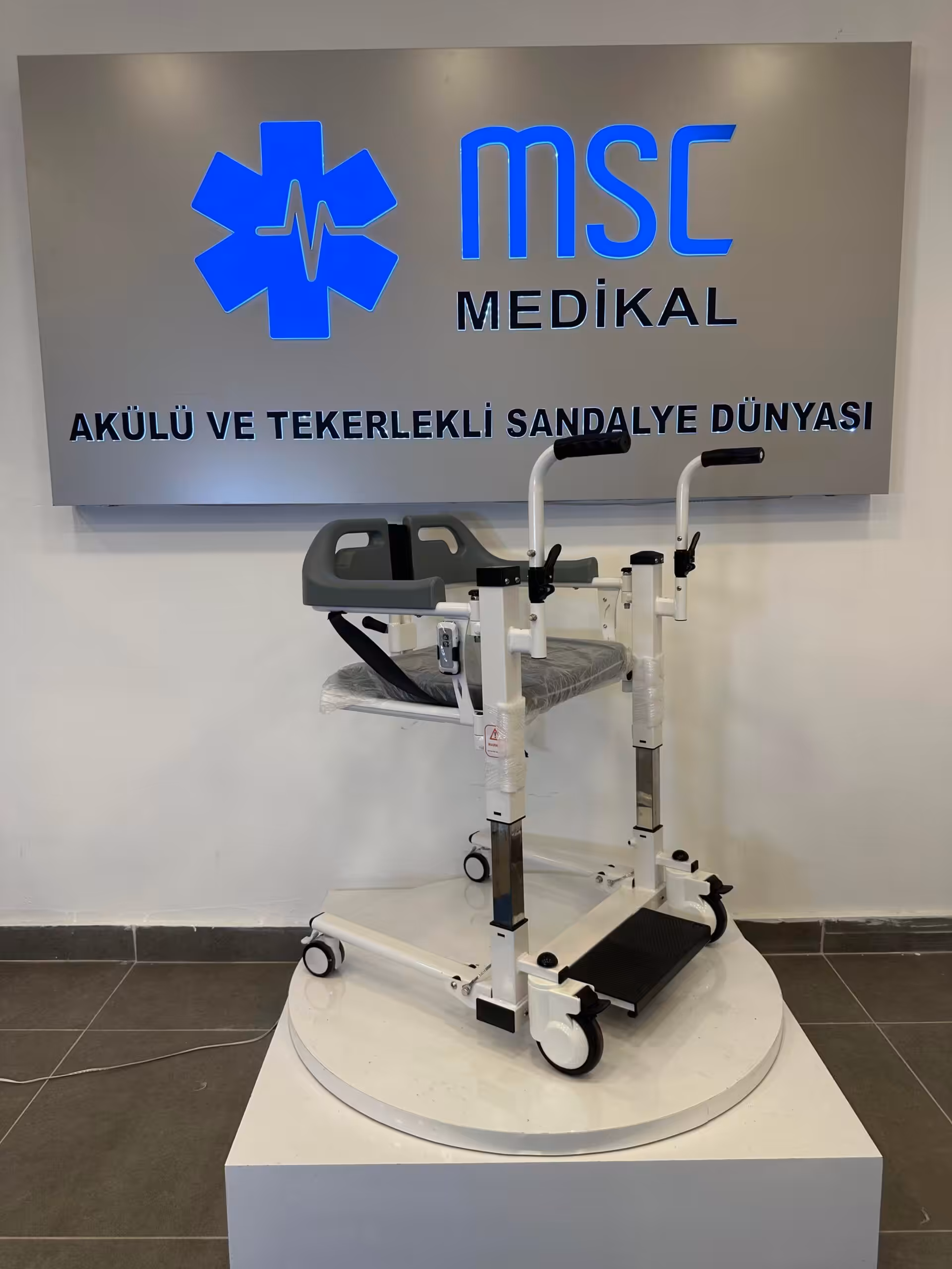 Golfi G550 Klozete Uyumlu Tuvaletli Sandalye