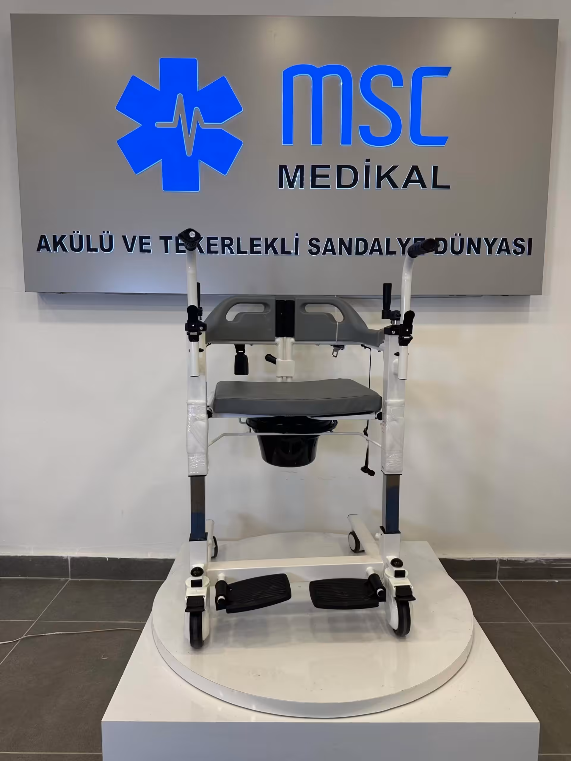 Golfi G550 Klozete Uyumlu Tuvaletli Sandalye
