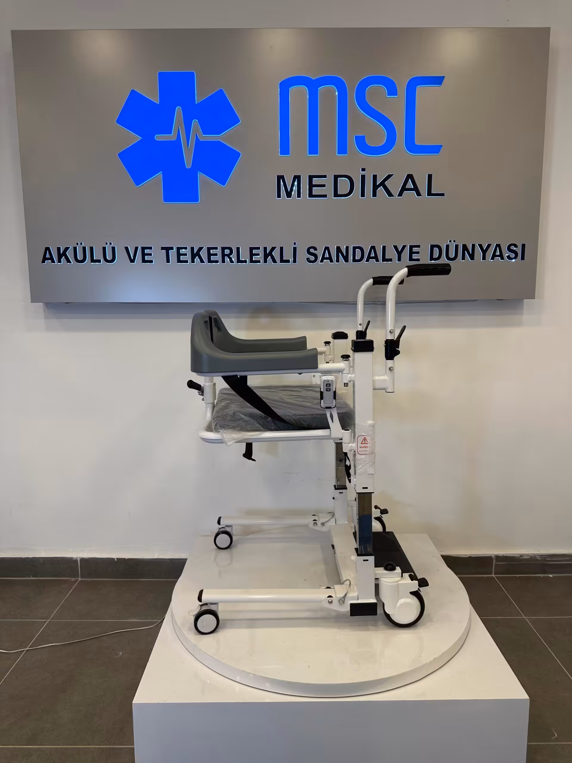 Golfi G550 Klozete Uyumlu Tuvaletli Sandalye