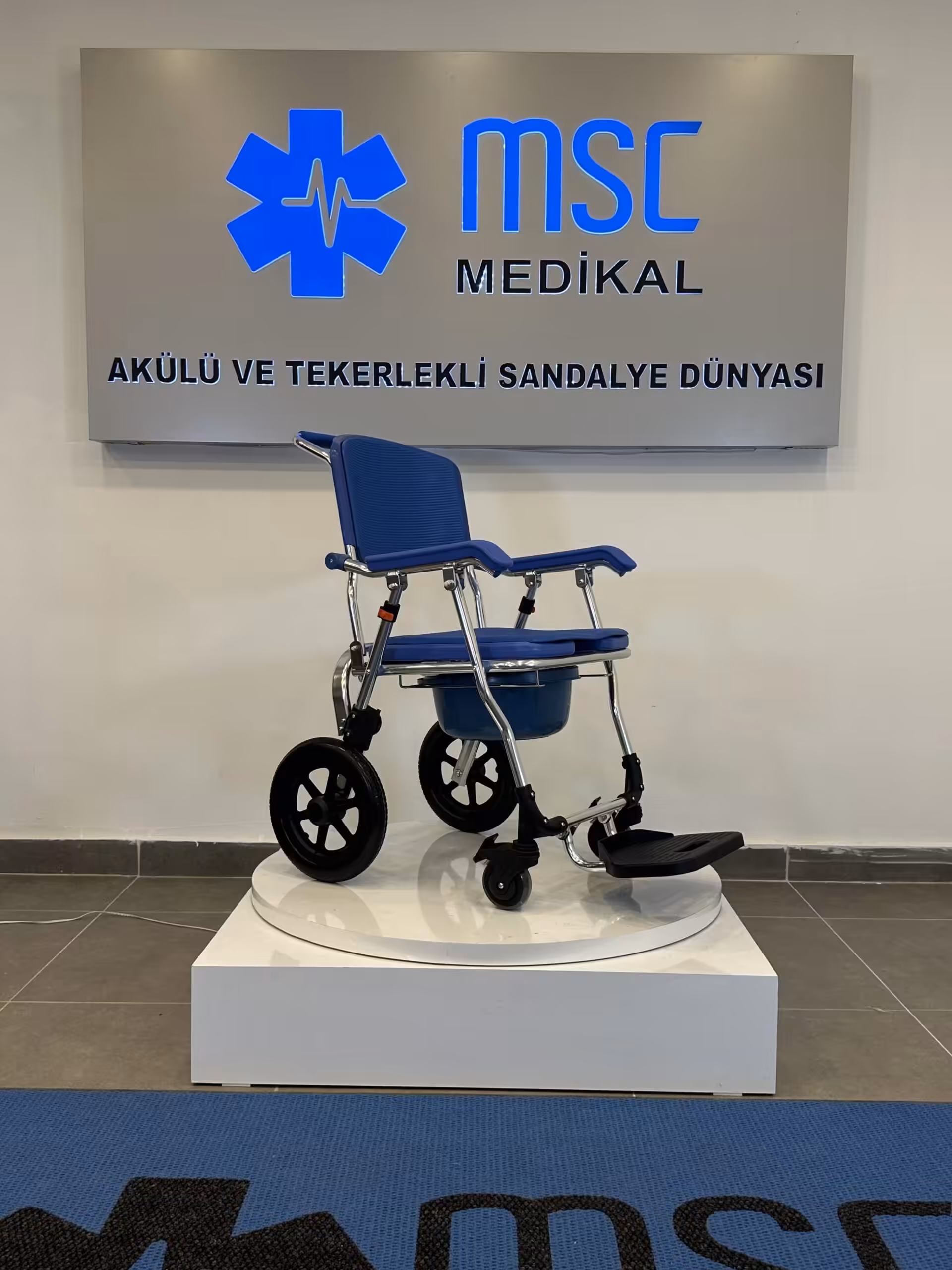 Golfi G551 Alüminyum Klozetli Banyo Sandalyesi