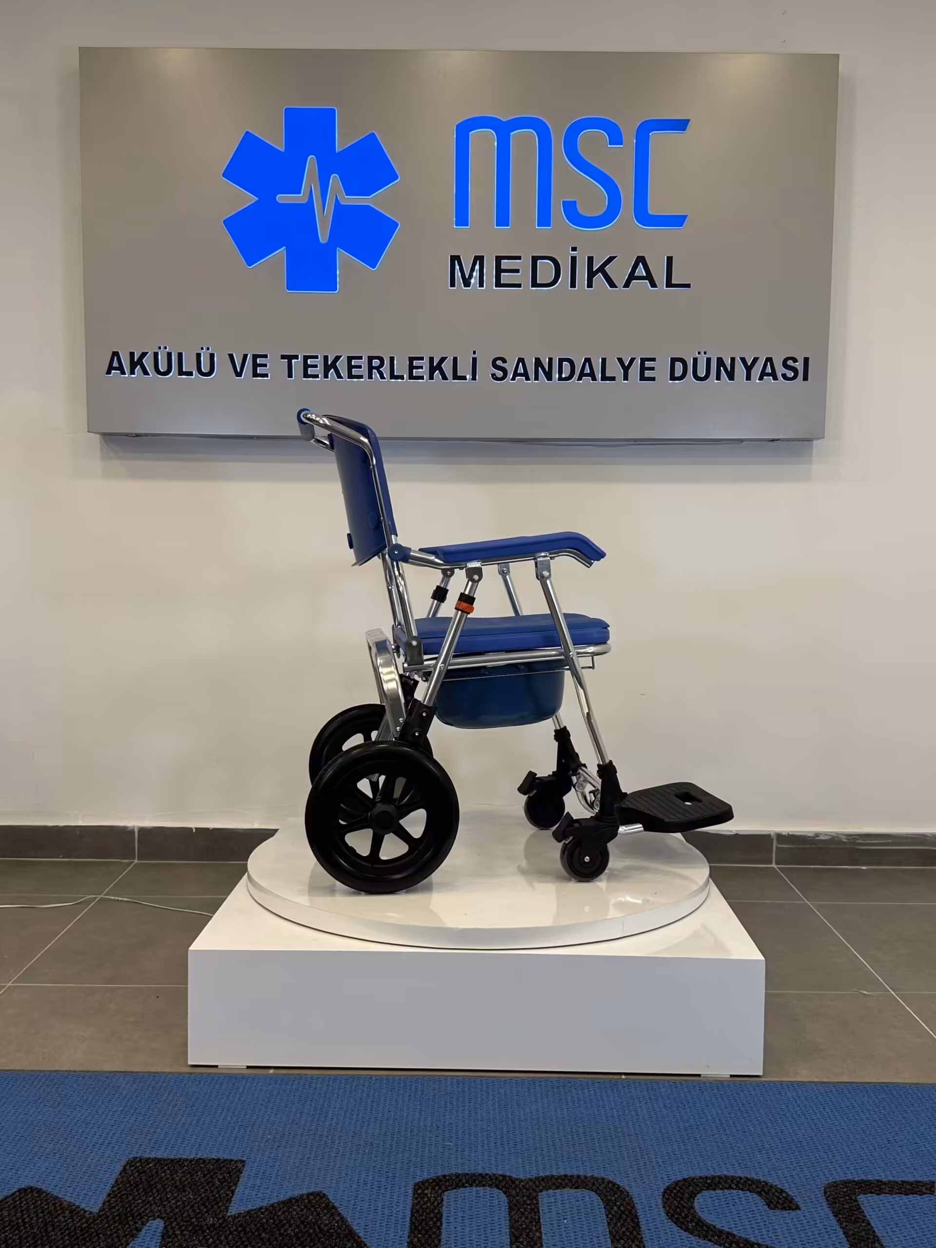 Golfi G551 Alüminyum Klozetli Banyo Sandalyesi