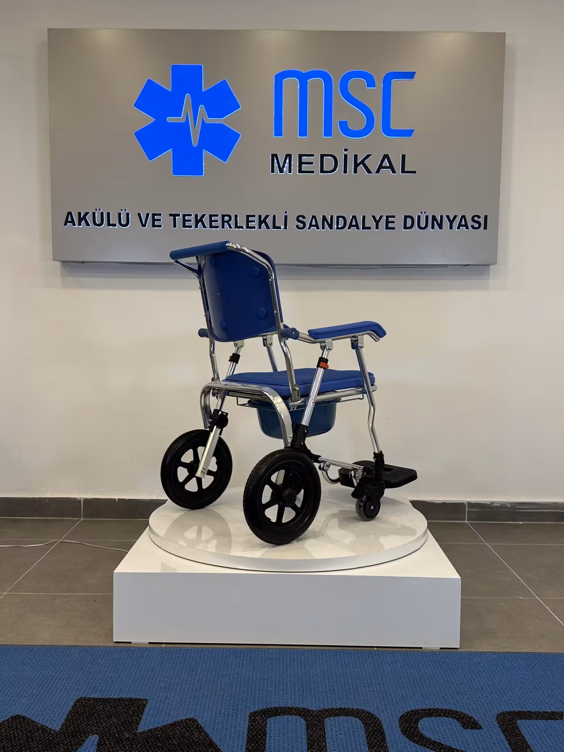Golfi G551 Alüminyum Klozetli Banyo Sandalyesi