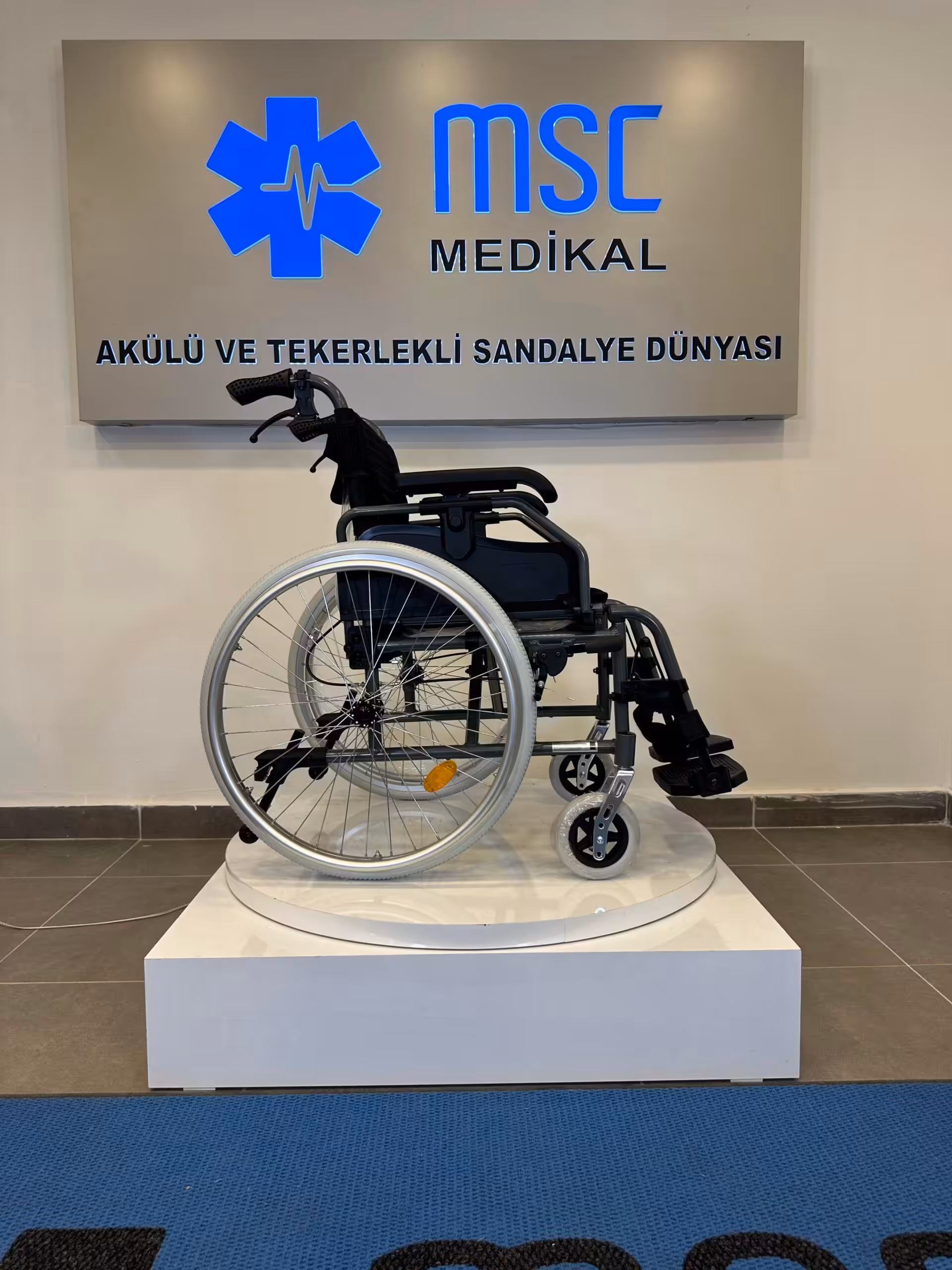 Golfi G636 Hafif Manuel Tekerlekli Sandalye