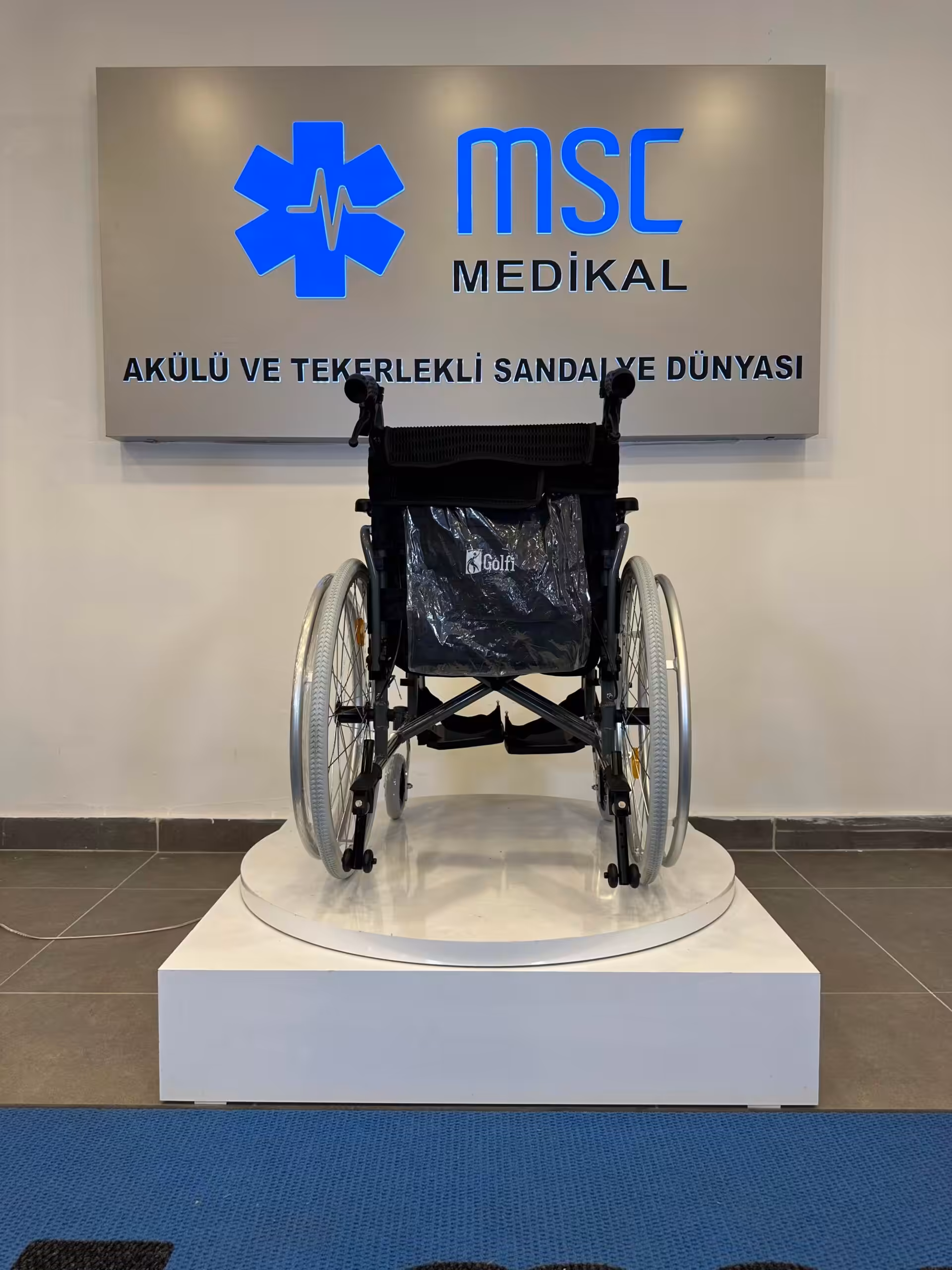 Golfi G636 Hafif Manuel Tekerlekli Sandalye