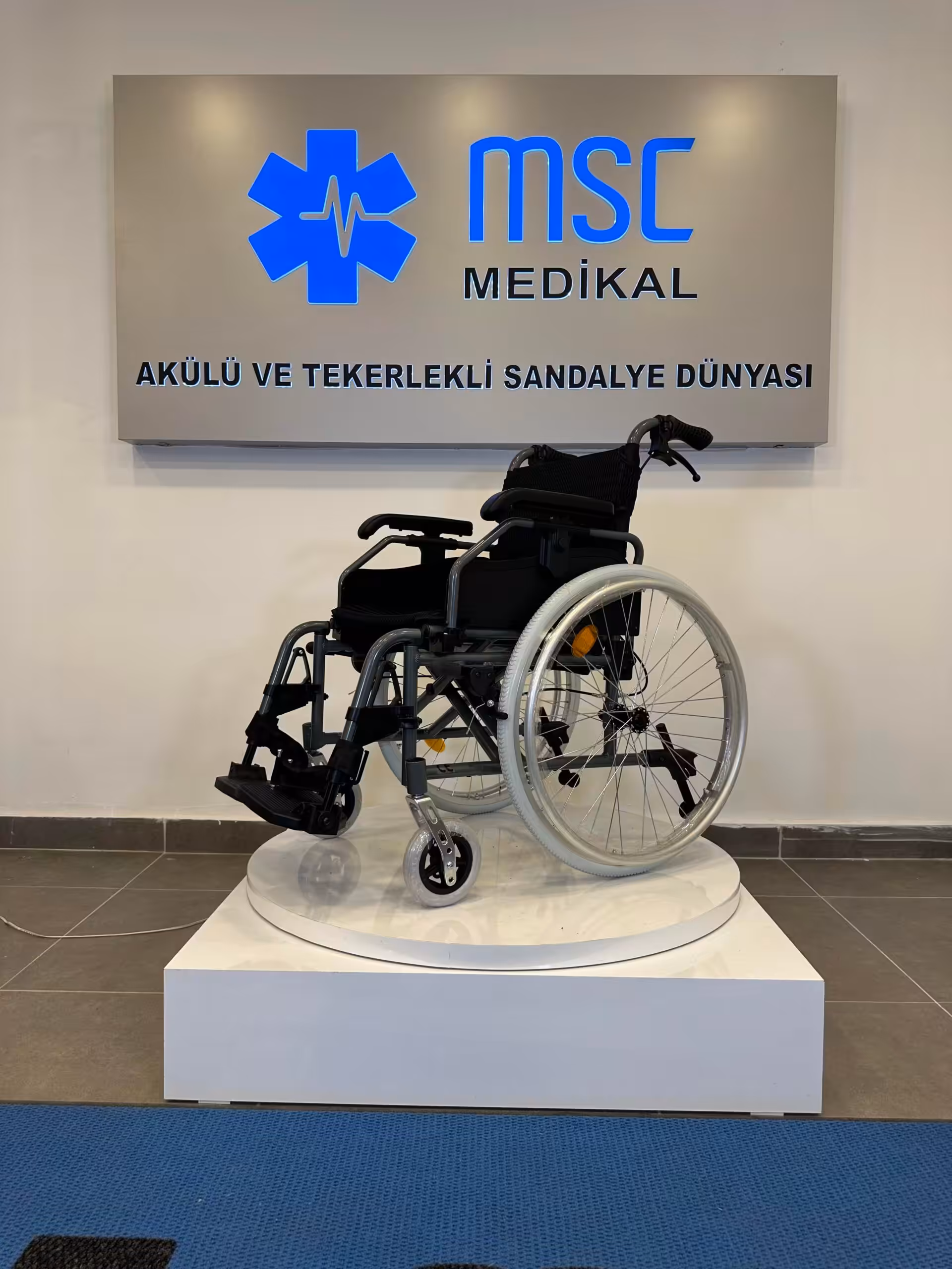 Golfi G636 Hafif Manuel Tekerlekli Sandalye